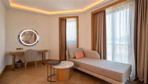 Standard Room with Land View I Liberty Fabay