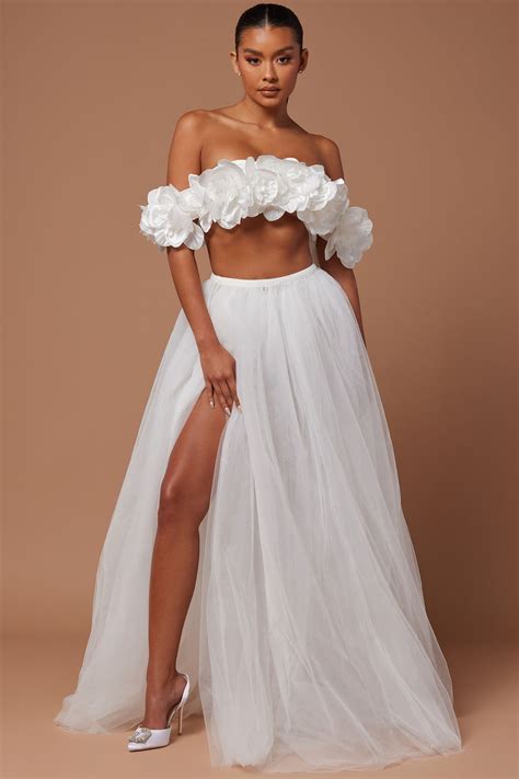 Farah Flower Cropped Top - White | Fashion Nova