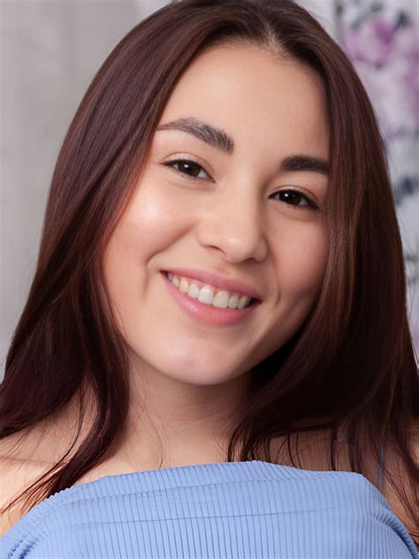 Sumiko (Model) Wiki, Age, Height, Bio, Ethnicity, Boyfriend, Career and