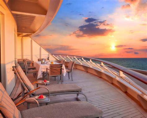 People Pay Millions to Live on The World Luxury Yacht. Here's How They ...