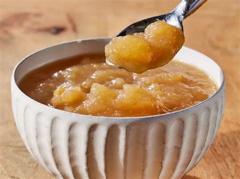 Sarah's Homemade Applesauce Recipe - Chef's Resource Recipes