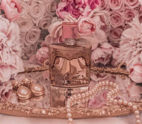 Lancome Perfume Guide: Best Fragrances for Women - Lizzie in Lace