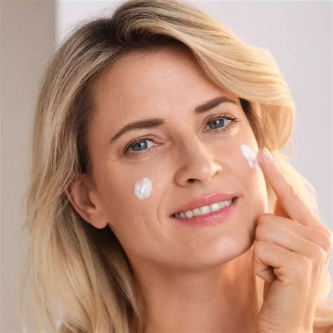Купить крем для лица по низкой цене в интернет-магазине Avon