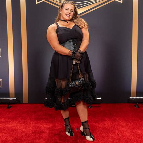 Hot Piper Niven Photos - PWPIX.net