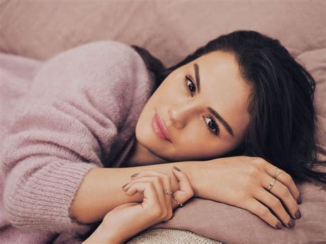 Selena Gomez's Impact on Pop Culture. - bas0tqm