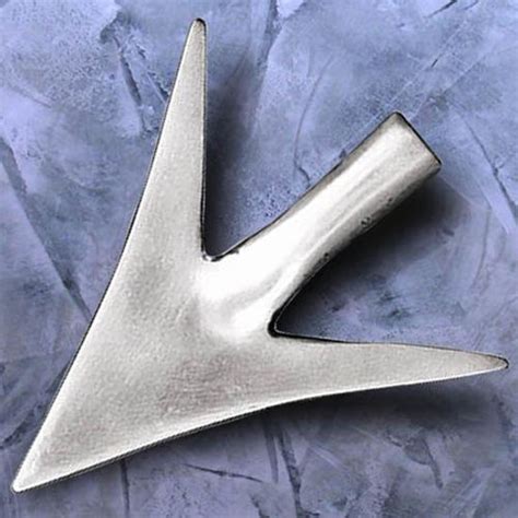 large straight broadhead arrowhead