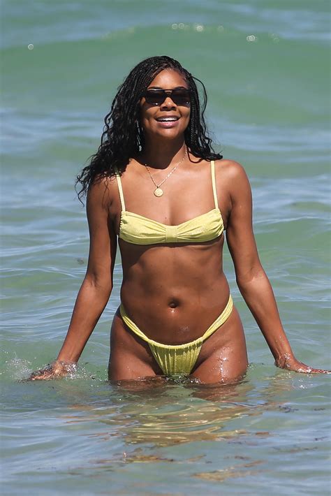 Gabrielle Union wears bikini on beach date with Dwyane Wade