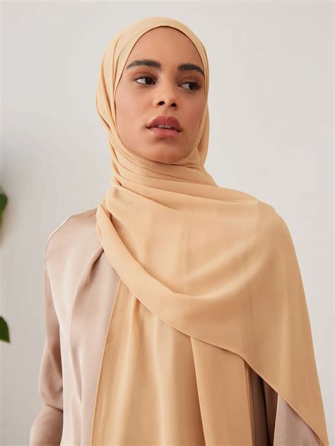 deluxe chiffon hijab light beige