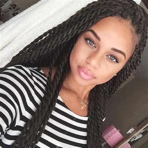 vanilles avec rajouts sur cheveux afro crepus naturels vanille