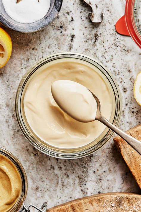 1 Minute Homemade Mayonnaise - Kalejunkie