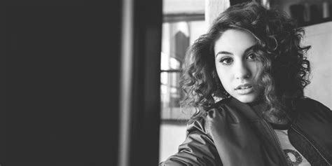 Alessia Cara Jumps The Gun And Streams Debut EP 'Four Pink Walls' Two ...