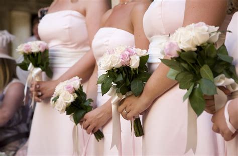 top tips  choosing  bridesmaid tuscan dreams