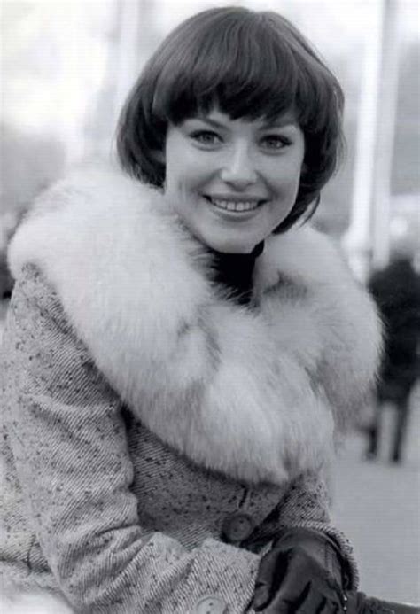 Irina Ponarovskaya, Soviet singer - Russian Personalities