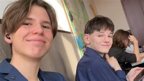 Тоша Картошкин | Обычный Урок английского😁 #шутки #школа | Дзен