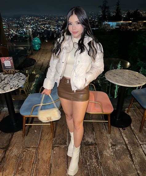 Lily Rosse - Bio, Age, Height, Wiki | Models Biography