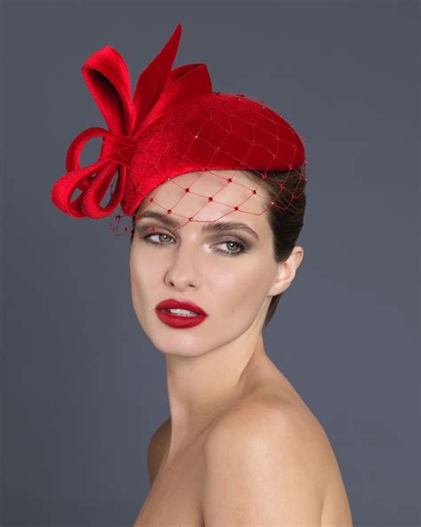 Fascinator Hats: Everything You Should Know About Styling Them