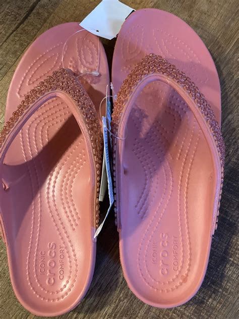Crocs flip flops, Women's Fashion, Footwear, Flipflops and Slides on ...