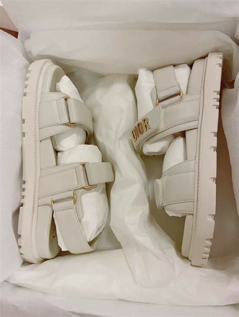 Pin by Glory 🦢💜 on sandálias e sapatilhas | Cute shoes, Shoes heels ...