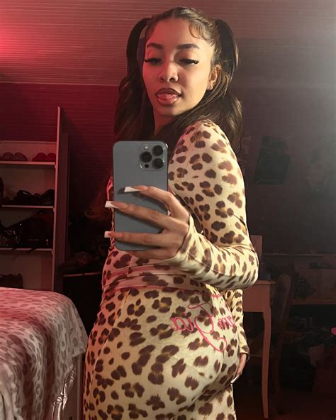 Maya (@itsmayabuckets) • Instagram photos and videos