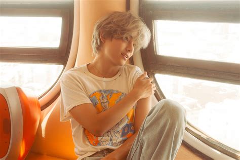 BTS's V takes you Slow Dancing in his debut album's focus track