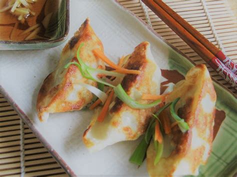 gyoza dumpling chicken bento city