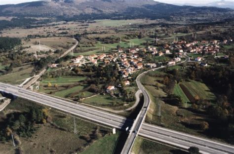 Fotografije Dolnje Ležeče - kras.brkini.net