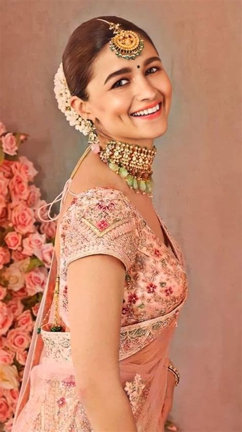 10 Best Alia Bhatt Inspired Wedding Looks