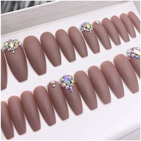 13 Best Press-On Nails of 2022 | POPSUGAR Beauty