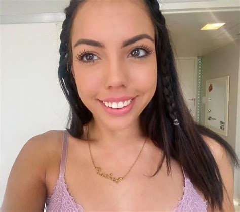 Rachel Rivers Wiki, Age, Bio, Husband, Biography, Boyfriend, Height,