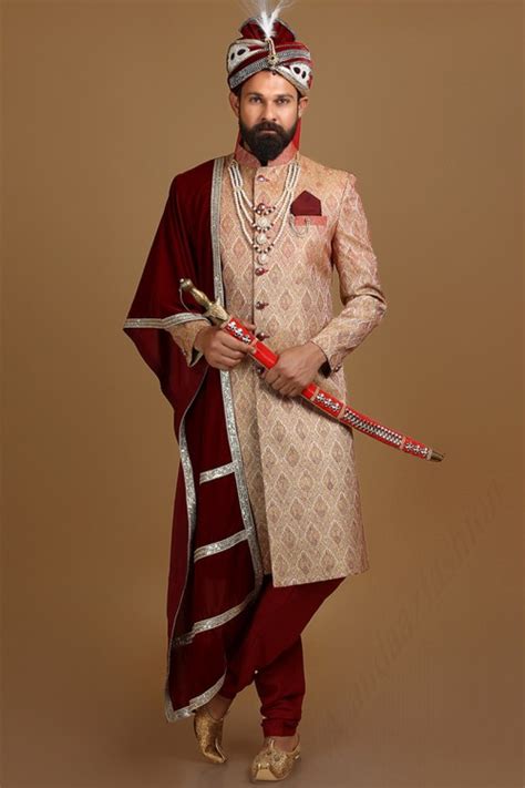 Traditional Indian Costumes For Men