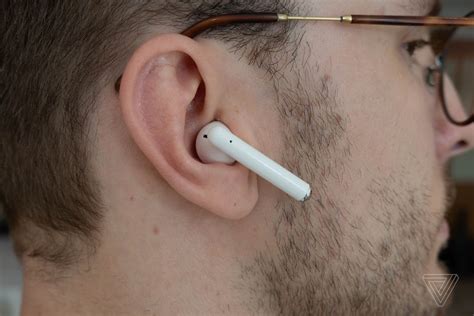 Huawei’s latest AirPods imitators add noise cancellation - The Verge