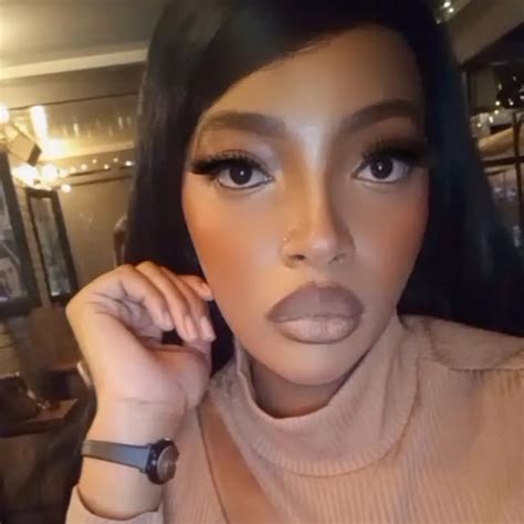 Asanda Nonhlelo (@asand__a) on Threads