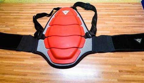 Защита спины Dainese р.S +защита копчика UFO Plast | Festima.Ru ...