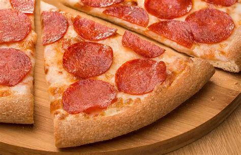 Pizza in Kyiv ≡ order pizza in Kyiv with home delivery | Domino's Pizza