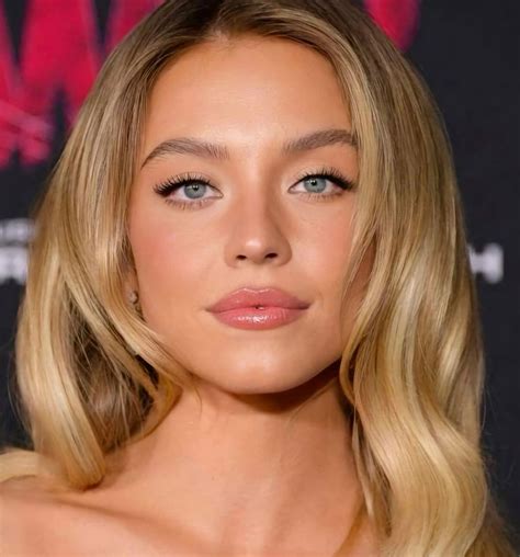510 Sydney Sweeney ideas in 2025 | sydney, celebrities, celebs