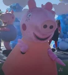 Mummy Pig | Costumed Characters Wiki | Fandom