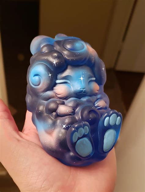 Cosmic Bunny by Tomodachi Island. : r/vinyltoys