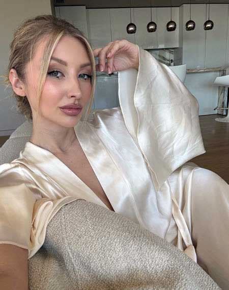 Марго Овсянникова: «Хайп или перфоманс?»