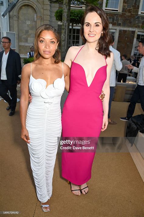 Antonia Thomas's feet