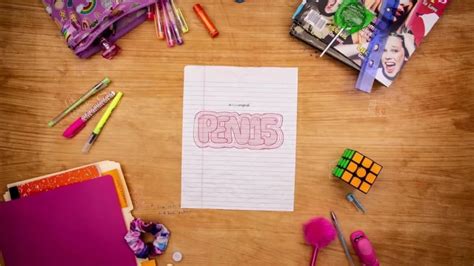 PEN15 - Všechny seriály online: najserialy.io