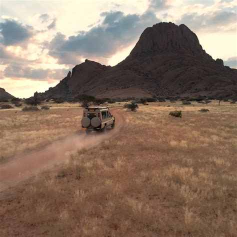 Southern Africa Safari Tours: Luxury, Budget & Family Adventures