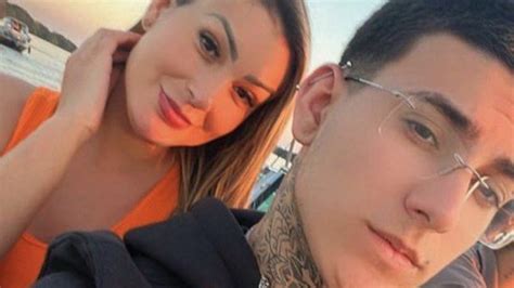 Arthur Urach E Andressa Urach Vídeo