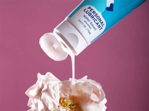 Sexual Lubricants: How To Choose & Use Them
