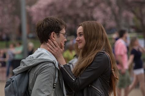 Photos: Joseph Gordon-Levitt Depicts Controversial Figure in 'Snowden ...