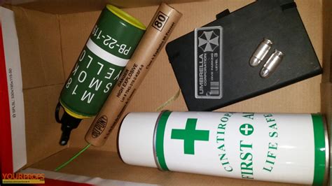 Resident Evil (video game) First Aid Life Save Spray replica movie prop