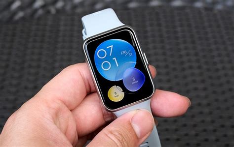Компания Huawei выпустила фитнес-браслет Watch Fit 2 на европейском рынке