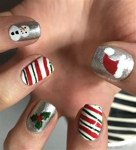 Christmas nail design with nail polish and acrylic paint.🎅🏼 | Christmas ...