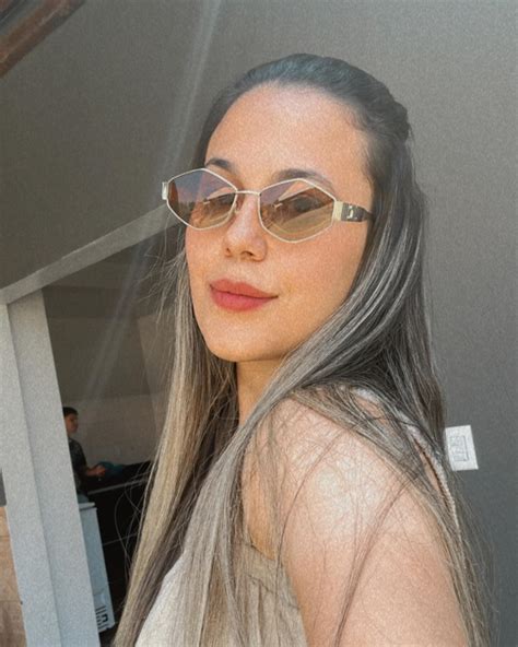 Camilla Rates | 🌹 | Instagram