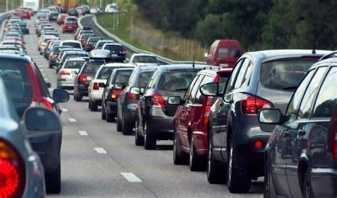 Circulation : un trafic routier dense dès vendredi en Île-de-France ...