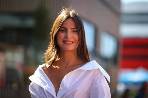 Kelly Piquet: Ein Blick in das Leben der brasilianischen Influencerin ...